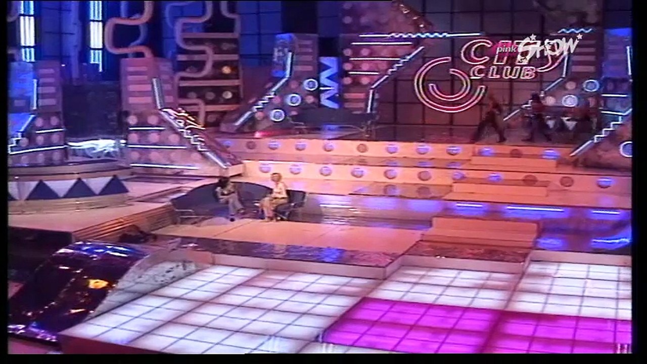 Sladja Delibasic - Mogu mi reci