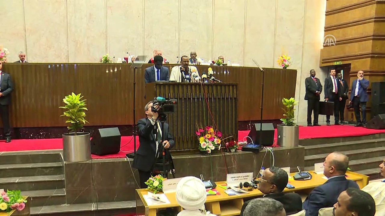Cumhurbaşkanı Erdoğan’a Hartum Üniversitesinden fahri doktora - Detaylar - HARTUM