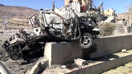 Iêmen vive dia sangrento