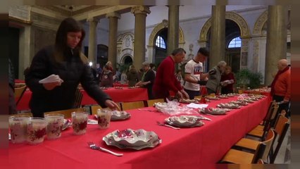 Comidas solidarias de Navidad en toda Europa contra el desamparo