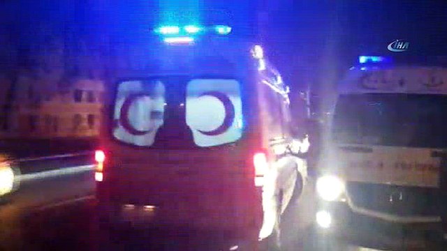 Karşıdan karşıya geçmeye çalışan çocuğa kamyonet çarptı