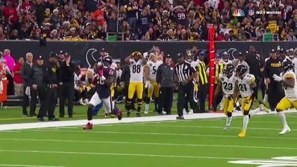 Alfred Blue runs through confusion for 48 yards