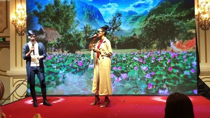 Hoàng Thùy vẫn tiếp tục làm... Miss Karaoke tại "Hoa hậu Hoàn vũ VN"