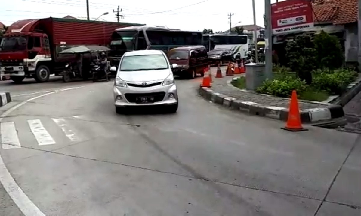 Selasa Siang, Arus Balik Brebes Ramai Lancar