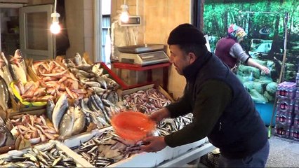 Dev levrek kuzu fiyatına satıldı