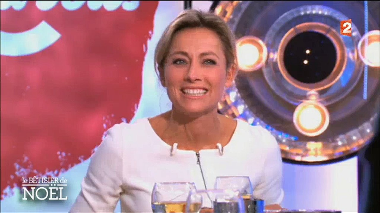 Le bêtisier de France 2 rediffuse un énorme fou rire dans "C à vous" avec François-Xavier Demaison - Regardez