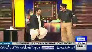 Iftikhar Thakur Insults Khuwaja Saad Rafiq's Brother..