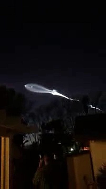 A Spaceship on Head of Peoples