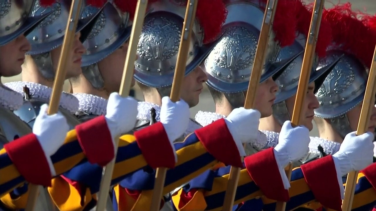 Pope's Christmas message seeks peace in Jerusalem Vidéo Dailymotion