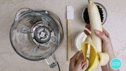 Banana-Blueberry Smoothie- Martha Stewart-RNkvDKR5A5o