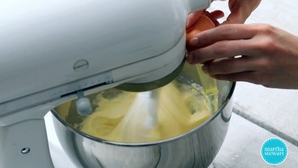 Nicely Spiced Gluten-Free Pumpkin Bread- Martha Stewart-M8uXEwexcVc