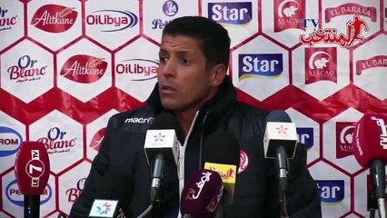 مدرب الوداد يلقن أحد الصحفيين درسا بسبب اللغة العربية