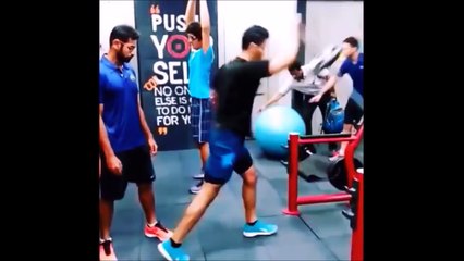 Gym Workout Videos of Cricketers - Virat Kohli - Yuvraj Singh - Gayle - AB Devilliers (2017)