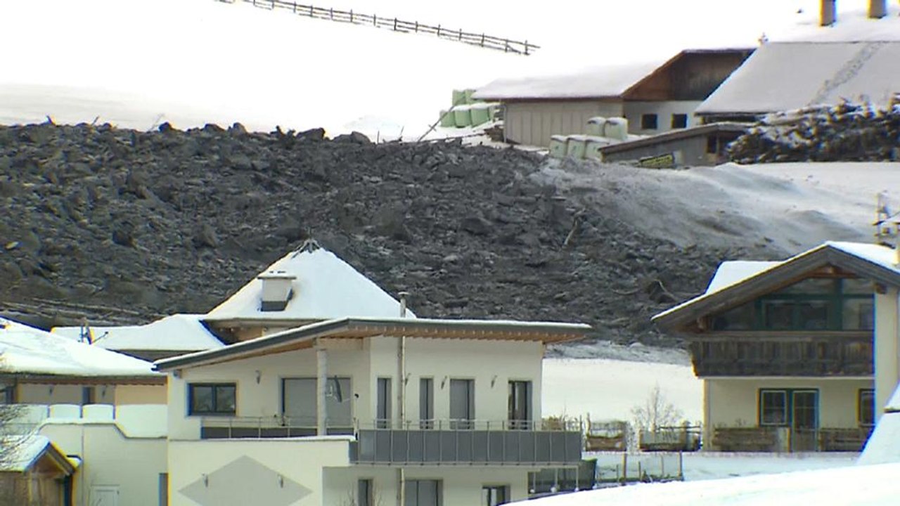 Felssturz in Tirol: Bewohner werden notversorgt