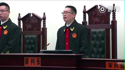 China julga dissidentes