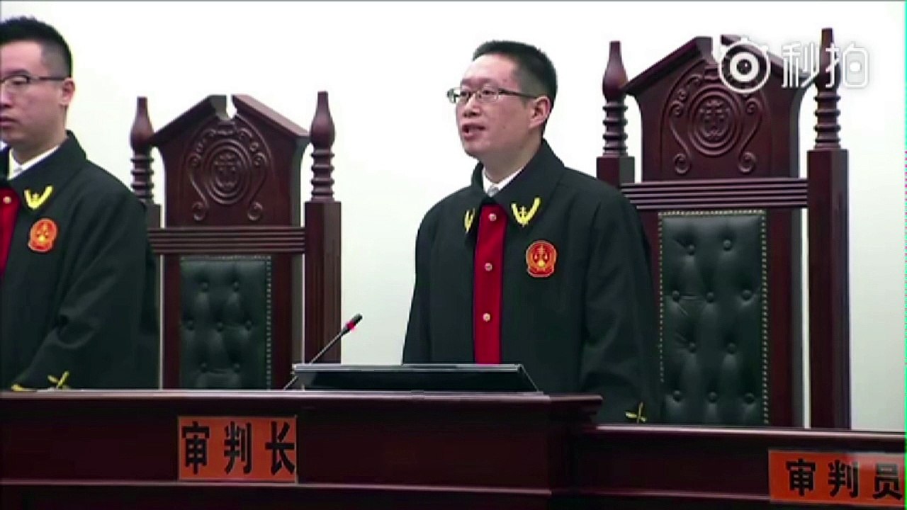 China julga dissidentes