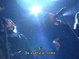 TURN THE BEAT AROUND Live - Gloria Estefan (Divas Live)