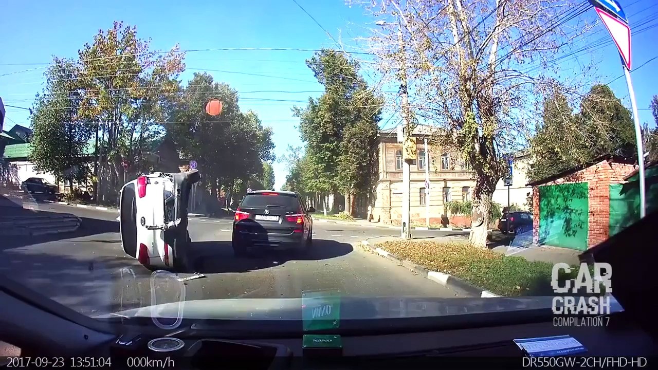 Car Crash Compilation 106