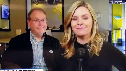 Ce gars s'amuse à troller une journaliste en plein direct