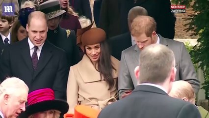 Download Video: Meghan Markle : Kate Middleton lui apprend la révérence face à Elizabeth II (Vidéo)