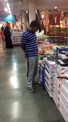 the crazy man dont know about inductin cooker