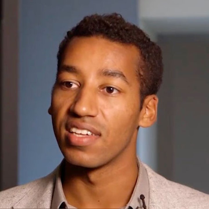 L'Économie du vivant / Satellite 10 par Osei Bonsu - Jeu de Paume, Paris