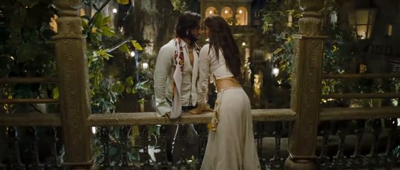 Deepika Padukone all Kissing Scene from Ramleela