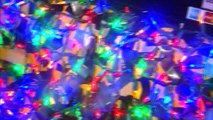 Motorista de táxi decora carro com 11.000 luzes de Natal