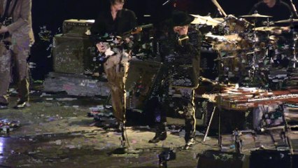 Bob Dylan 2011 - Man In The Long Black Coat