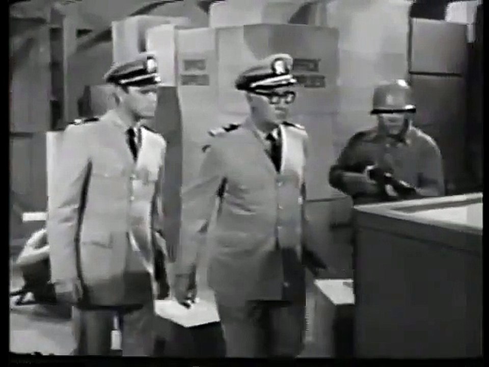 Broadside   S01E13   Selma, the Love Trap