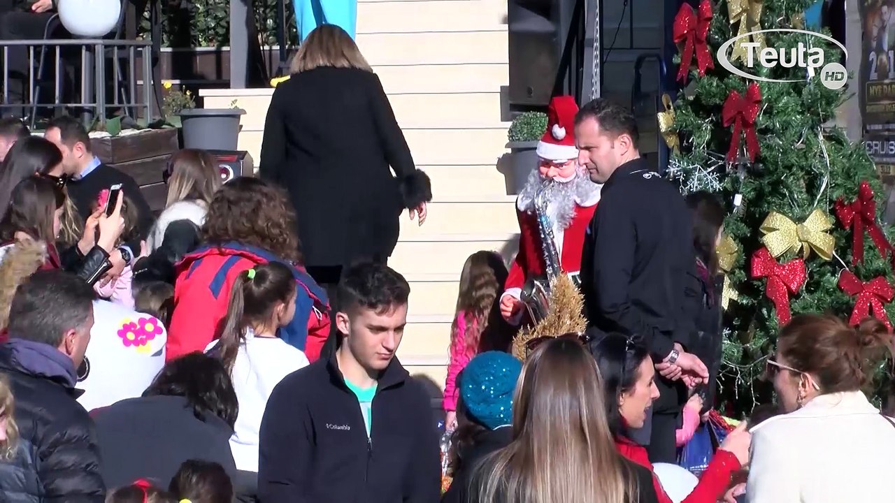 Kruzeri organizoi program festiv per femije