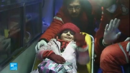 إنجي" أول طفلة سورية مريضة تخرج من الغوطة"
