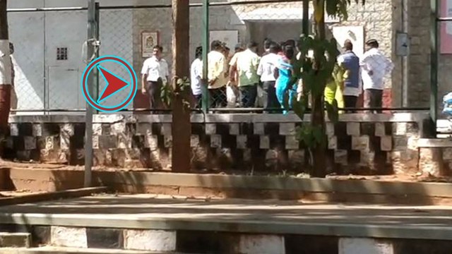 ఐటీ దాడులు, ఆర్థికంగా దెబ్బ ?