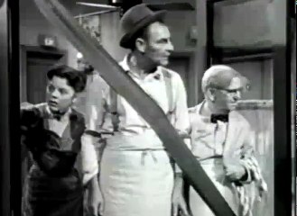 Duffy's Tavern   S01E01   Grand Opening