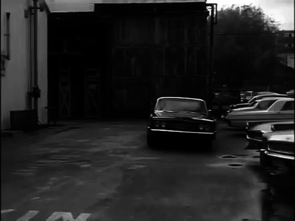 Honey West   S01E16   A Nice Little Till To Tap