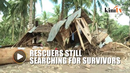 Tropical storm Tembin kills 30 in Philippine village