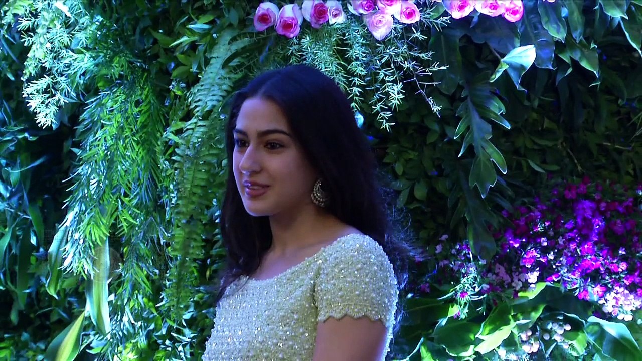 Sara Ali Khan Arrive At Virat Kohli And Anushka Sharma Wedding Reception Mumbai