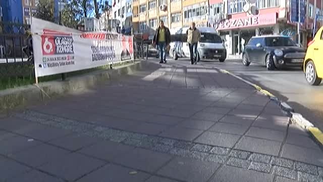 Caddeyi Süpüren Temizlik İşçisi Otobüsün Altında Kaldı