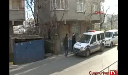 Sancaktepe'de bir evde 2 kişinin cesedi bulundu