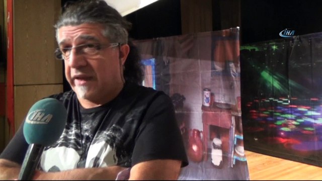 Uyuşturucuyla mücadeleye tiyatro oyunuyla dikkat çektiler