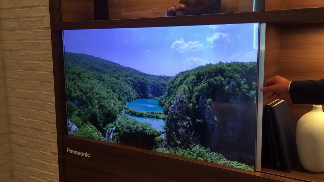 Le téléviseur transparent de Panasonic
