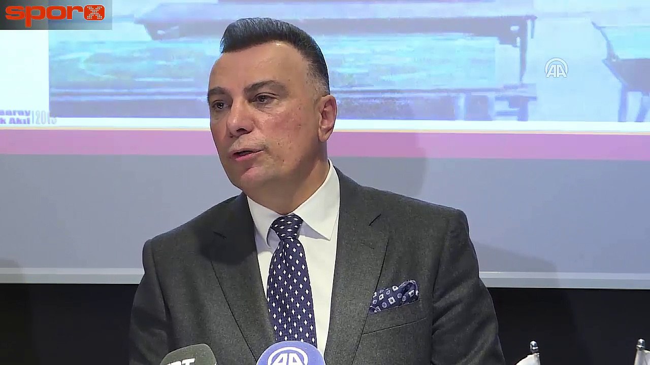 "Dursun Özbek, Galatasaray'da gizli darbe yapmıştır"