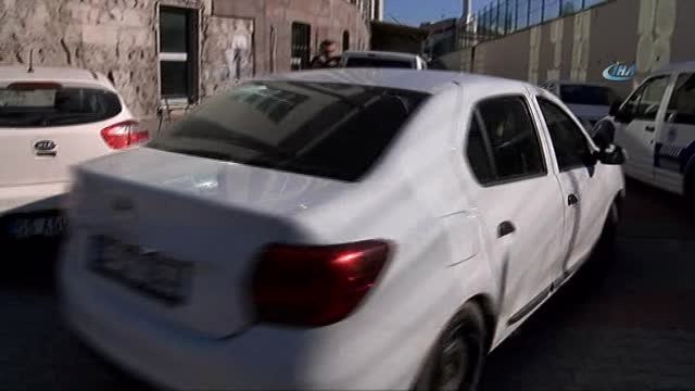 Sancaktepe'de Çekiçle Öldürülen 2 Kardeşin Cesedi Adli Tıpa Gönderildi