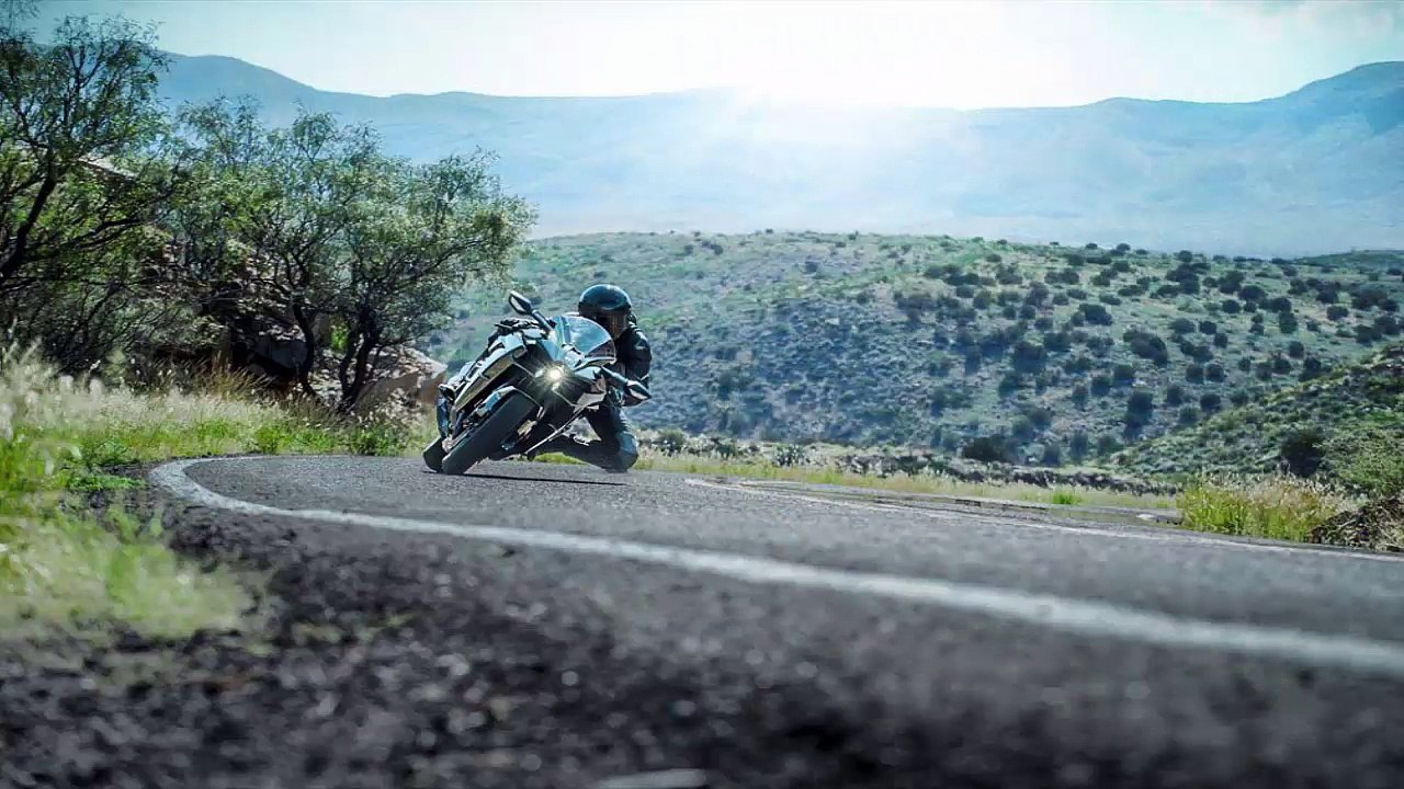 2014 EICMA: 2015 Kawasaki Ninja H2 Preview #Motorcycle_HDFr