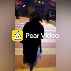 شركة تعاقب موظفيها بطريقة غريبة وقاسية