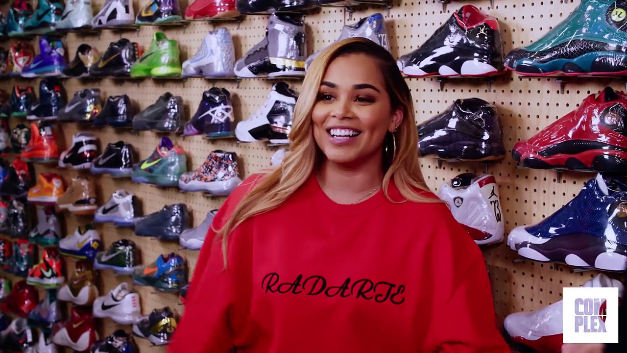 Lauren London Goes Sneaker Shopping With Complex