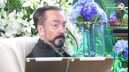 Münafık hayvandan daha aşağı bir mahluk olduğundan yaptığı haysiyetsizliği anlatsan da anlamaz.