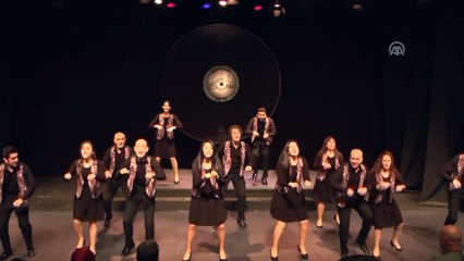 'Gözlerimi Kaparım Vazifemi Yaparım' adlı eserin prömiyeri yapıldı - ANTALYA