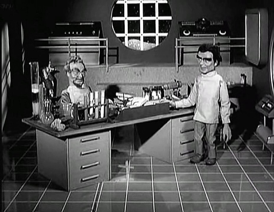 Fireball XL5  E26 - The Granatoid Tanks