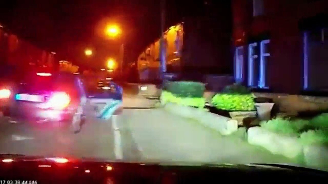 POLICE CHASES ENDED BADLY FOR THE RUNAWAY DRIVERS